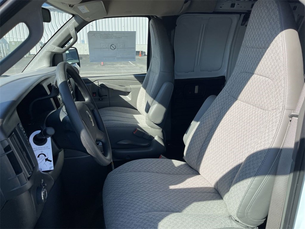 New 2025 Chevrolet Express 2500 w/ Driver Convenience Package image 6