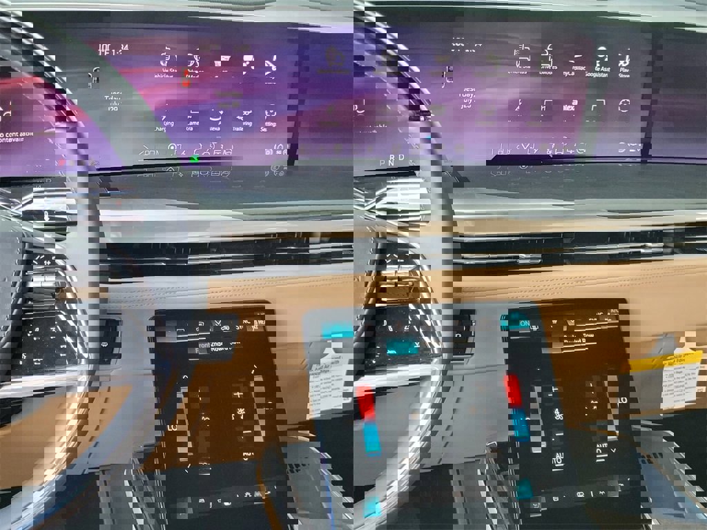 New 2025 Cadillac Escalade IQ Luxury 2 image 27