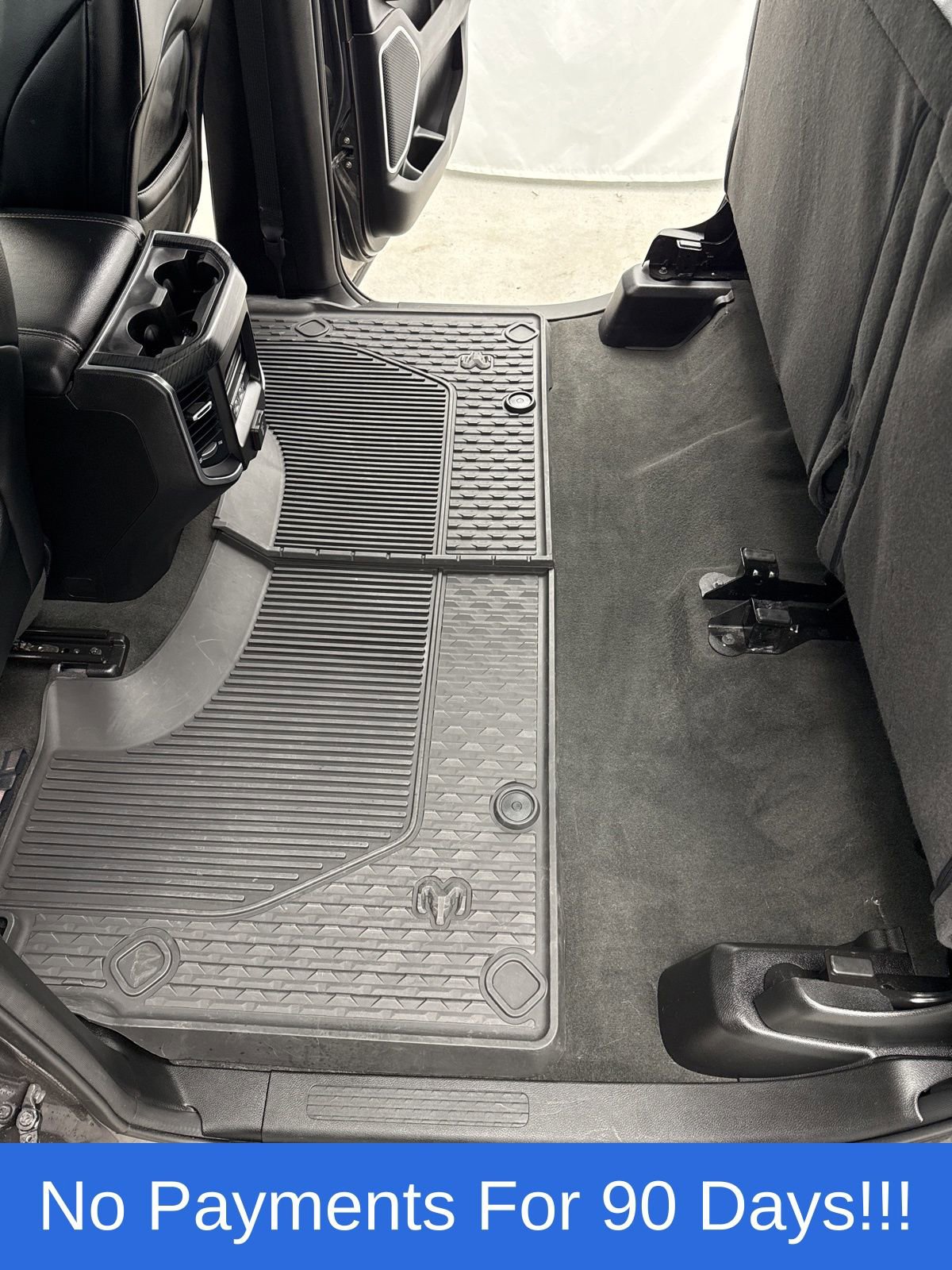 Used 2023 RAM 1500 Laramie AWD/4WD image 46