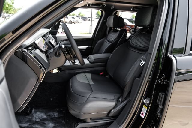 New 2026 Land Rover Range Rover SV AWD/4WD image 42