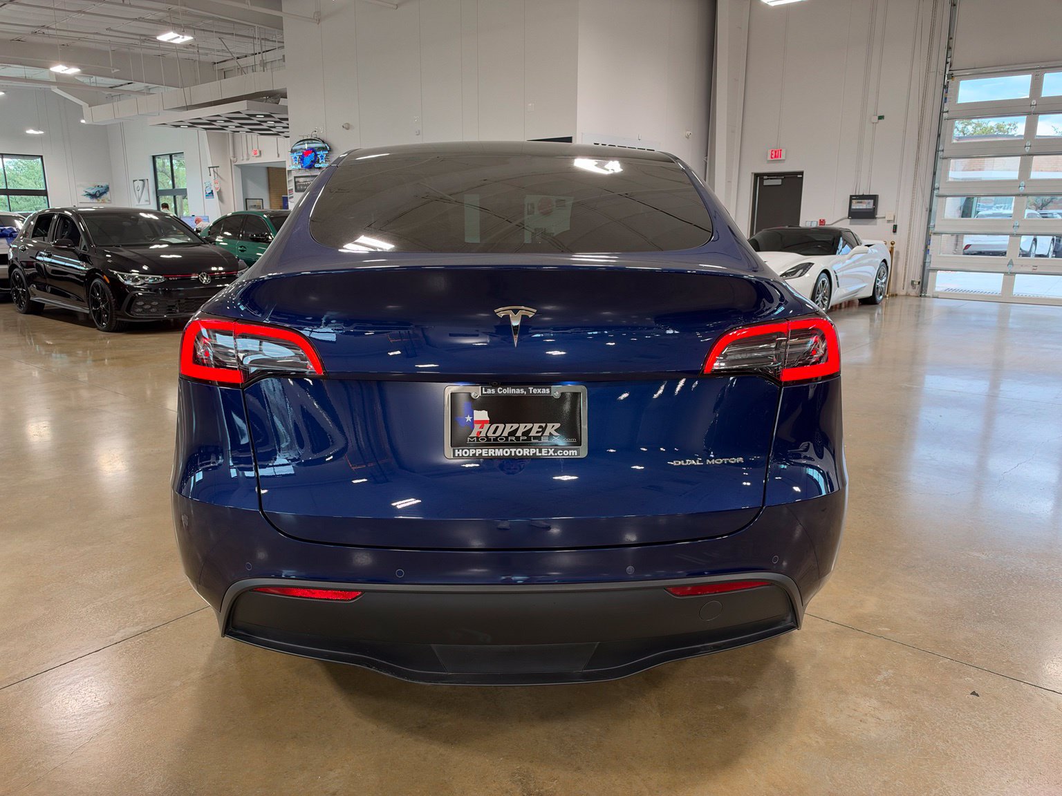 Used 2022 Tesla Model Y Long Range AWD/4WD image 6