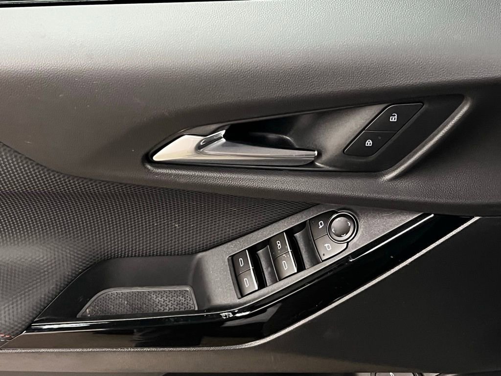 New 2026 Chevrolet Equinox RS w/ LPO, Floor Liner Package image 15