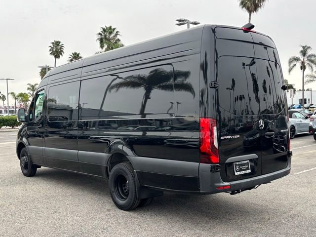 Used 2024 Mercedes-Benz Sprinter 3500 image 7