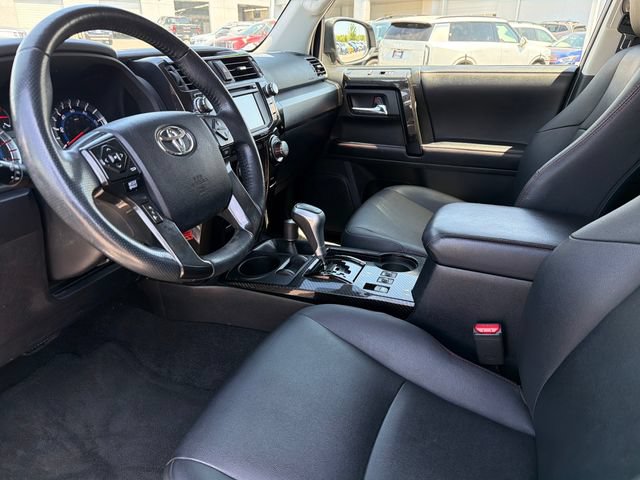 Used 2019 Toyota 4Runner TRD Off-Road Premium AWD/4WD image 18