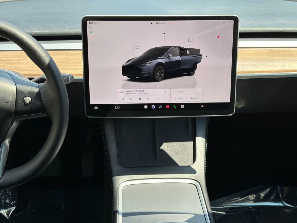 Used 2024 Tesla Model Y Long Range RWD image 19