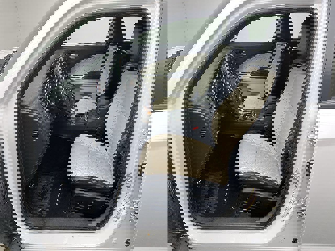 Used 2015 Dodge Charger SXT w/ AWD Plus Group image 3