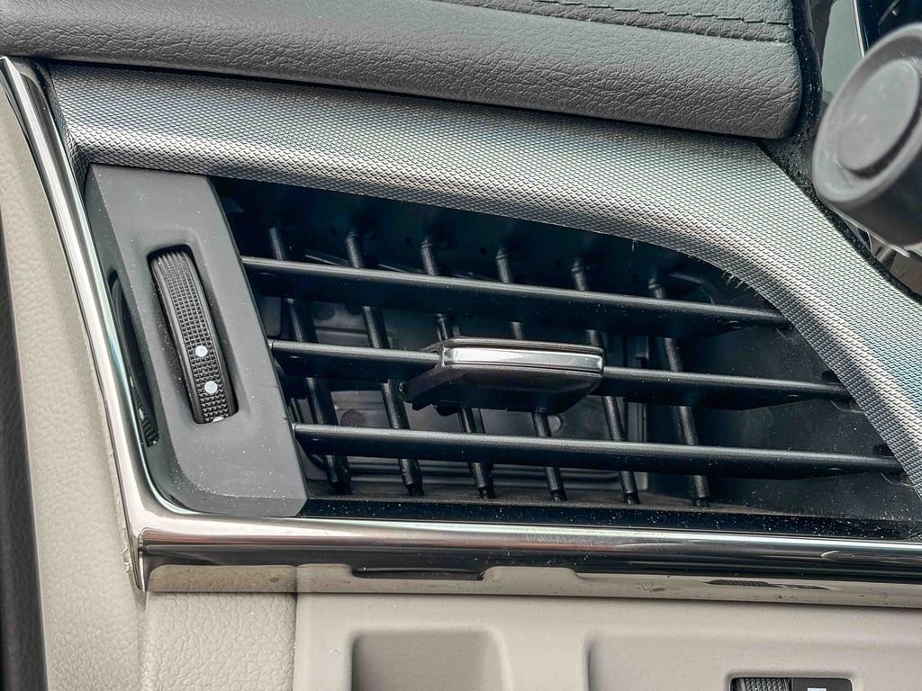 Used 2018 Cadillac CTS Luxury image 47