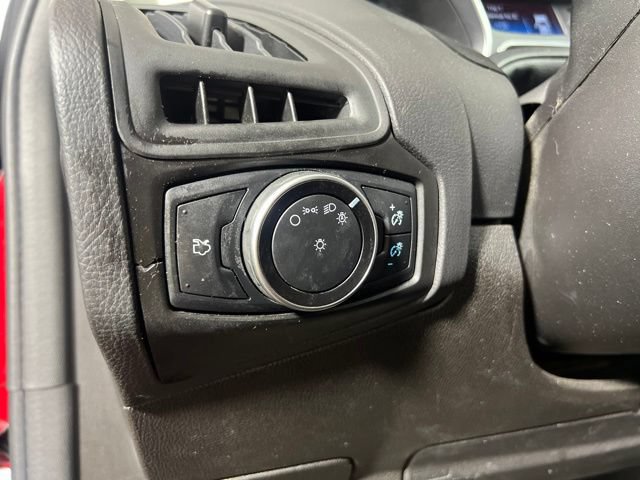 Used 2016 Ford Focus SE w/ SE Power Seat Package FWD image 18