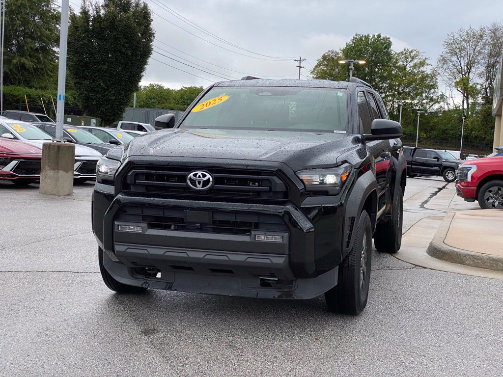 Used 2025 Toyota 4Runner SR5 RWD image 3
