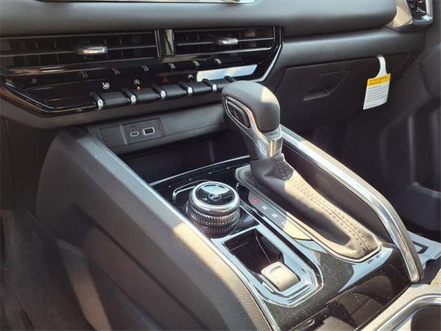 New 2026 GMC Canyon Elevation w/ Convenience Package image 18