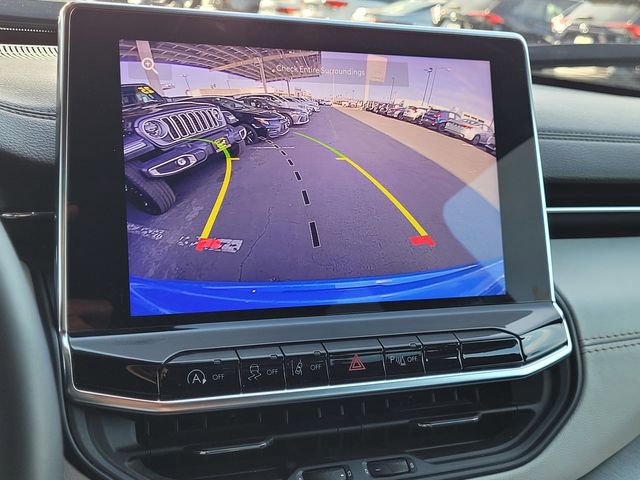 Used 2025 Jeep Compass Limited image 10