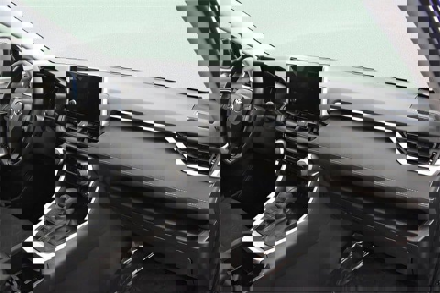 Used 2025 Toyota RAV4 XLE w/ Convenience Package image 20