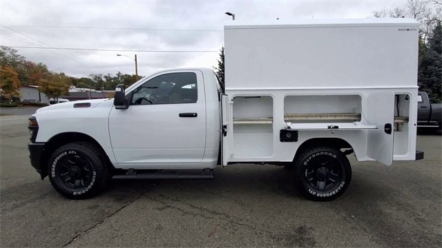 Used 2025 RAM 3500 Tradesman image 5