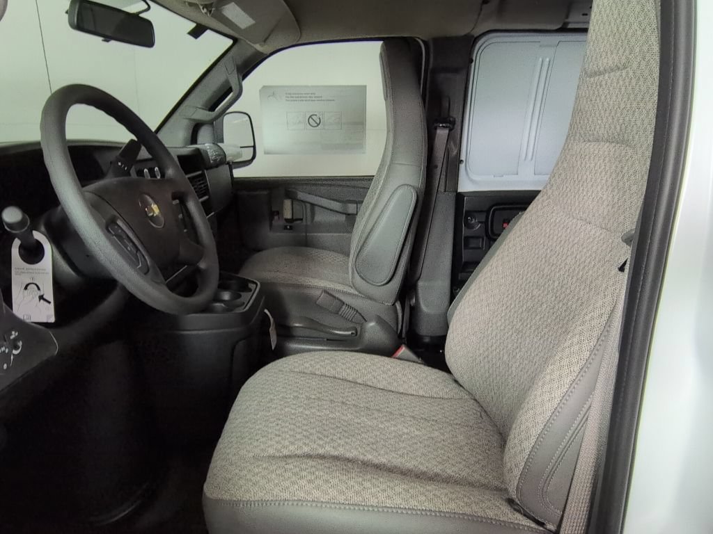 New 2026 Chevrolet Express 2500 w/ Driver Convenience Package RWD image 10