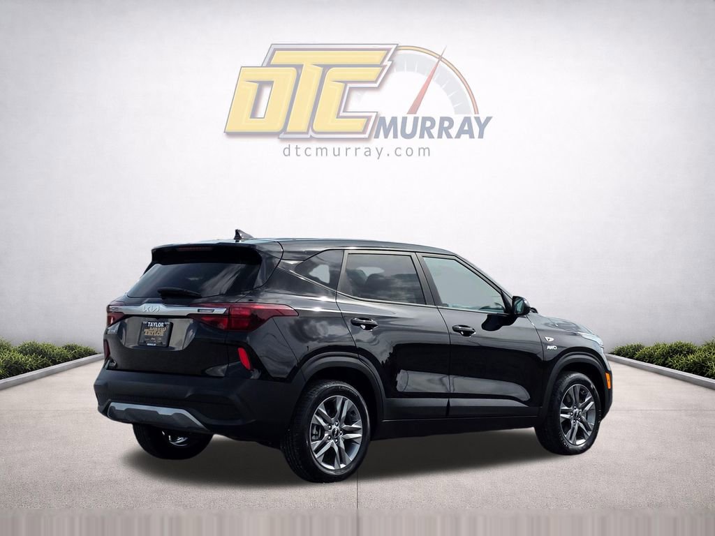 Used 2022 Kia Seltos LX AWD/4WD image 4