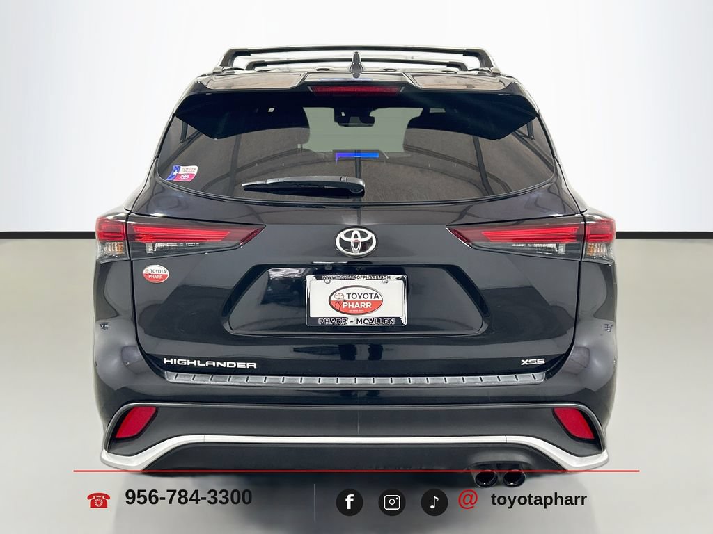 Used 2024 Toyota Highlander XSE FWD image 6