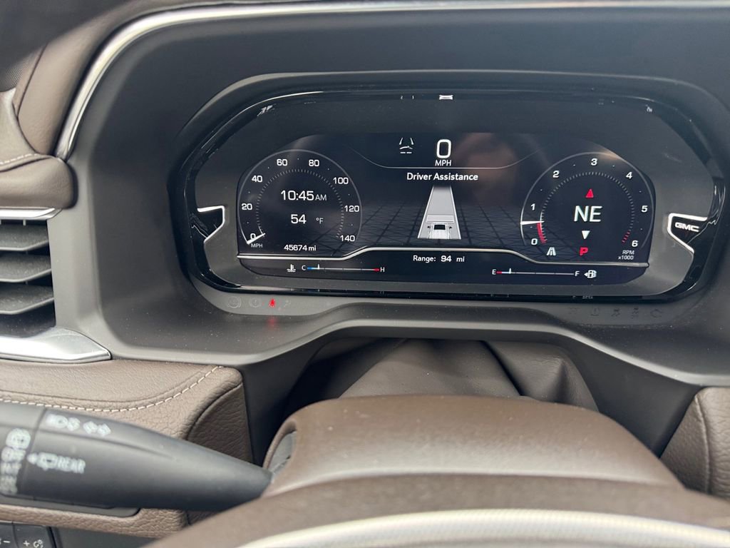 Used 2024 GMC Yukon XL Denali image 14