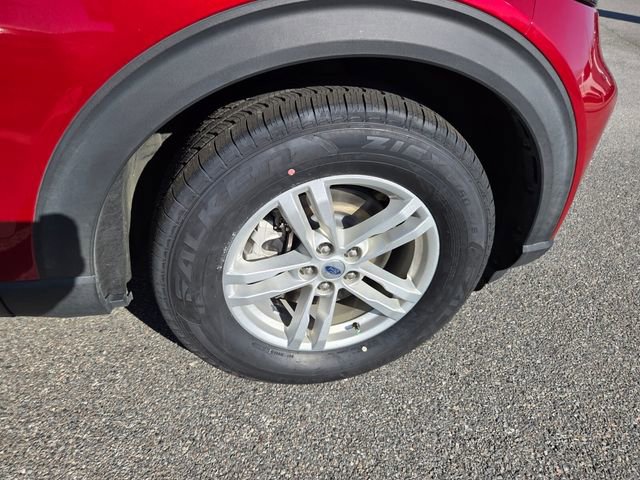 Used 2021 Ford Explorer XLT image 16