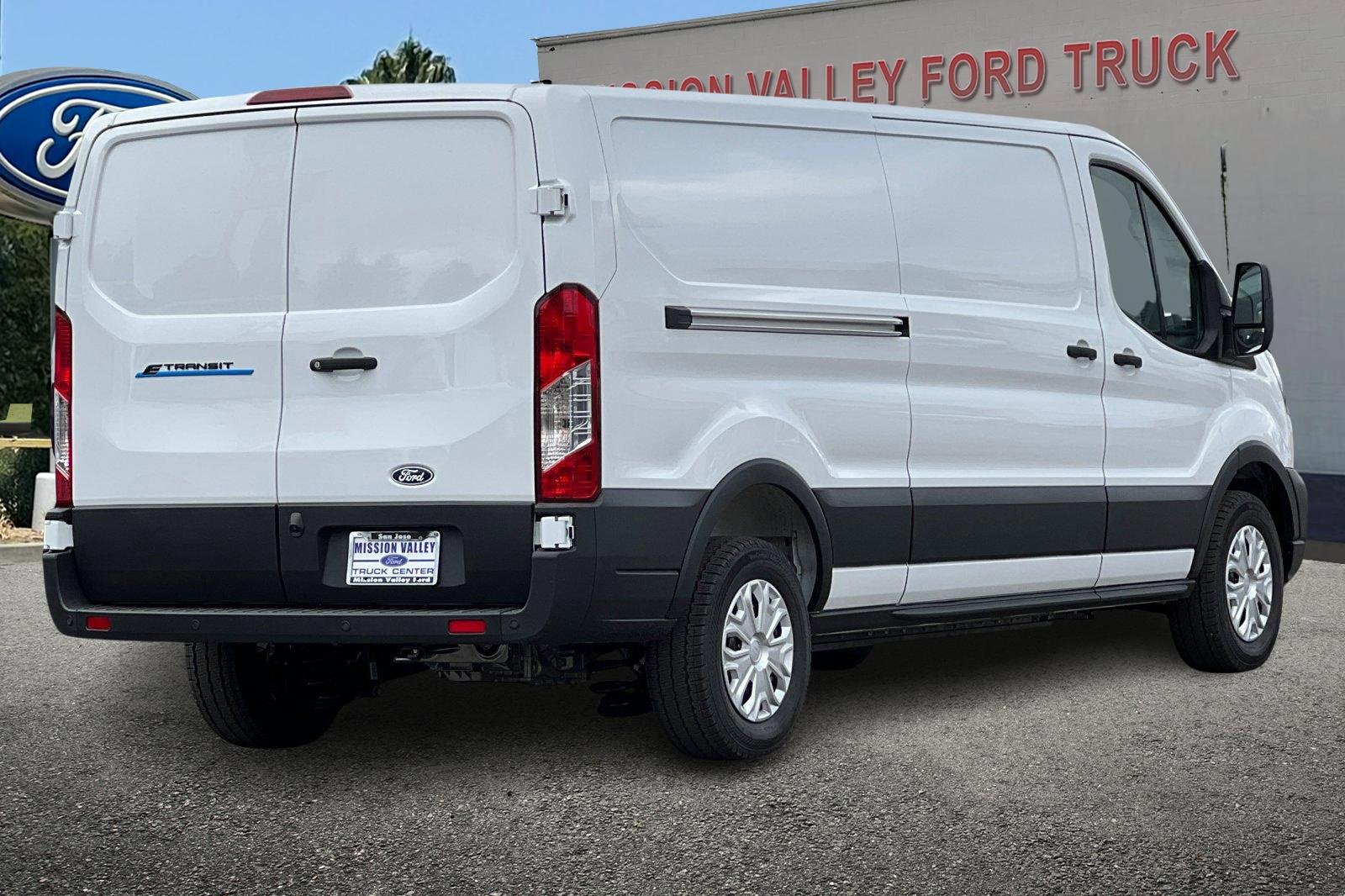 New 2026 Ford E-Transit Low Roof w/ Load Area Protection Package image 4