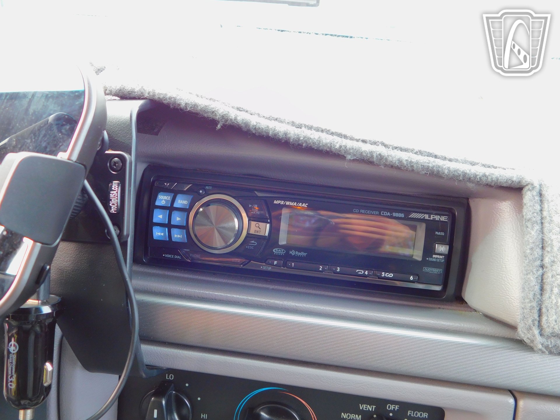 Used 1995 Ford Bronco XLT AWD/4WD image 13