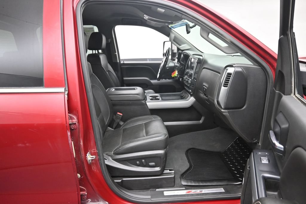 Used 2019 Chevrolet Silverado 2500 LTZ w/ Duramax Plus Package AWD/4WD image 9