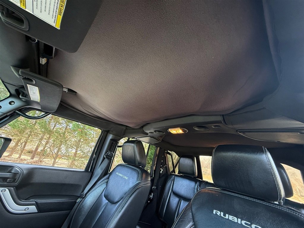 Used 2015 Jeep Wrangler Unlimited Rubicon w/ Dual Top Group image 54