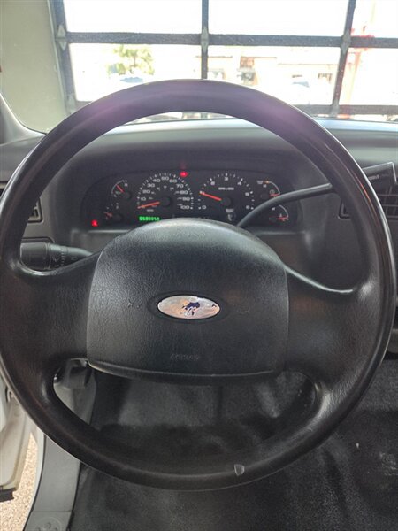 Used 2003 Ford F250 XL RWD image 8