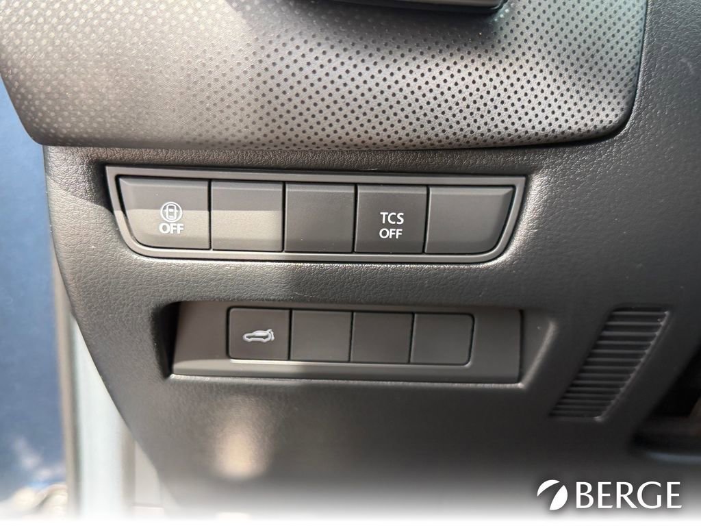 Used 2024 MAZDA CX-50 AWD 2.5 S w/ Premium Package image 20