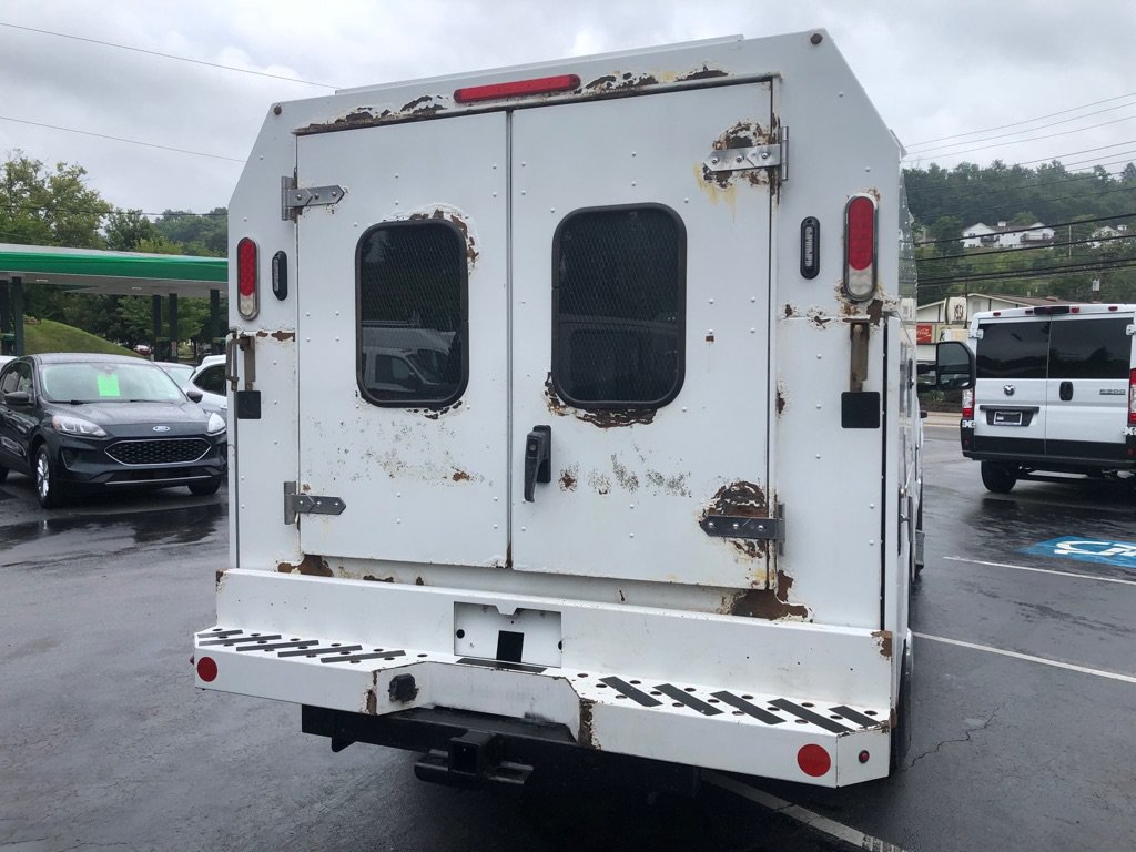 Used 2018 Ford F350 XL AWD/4WD image 4