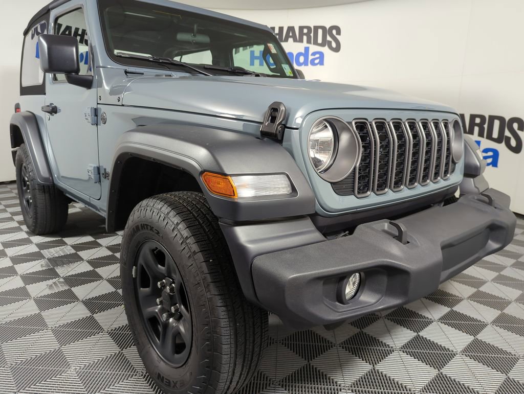 Used 2024 Jeep Wrangler Sport image 6
