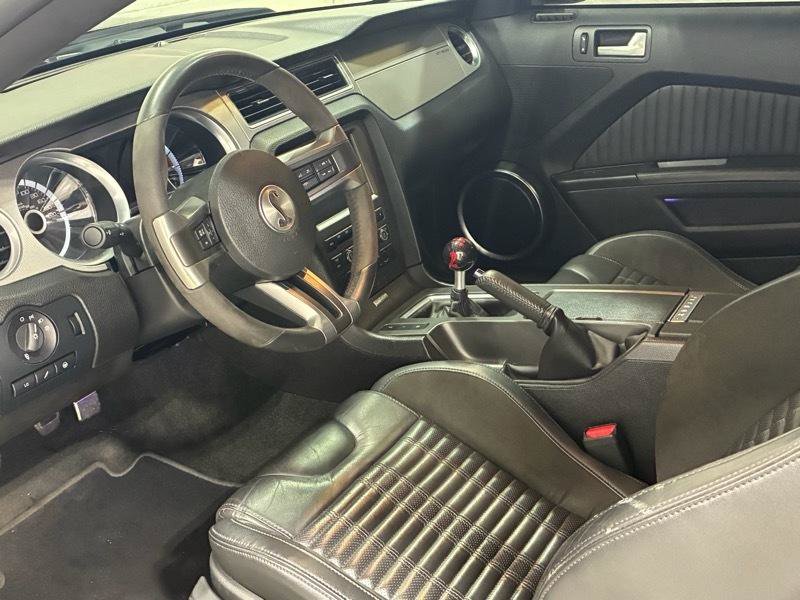 Used 2013 Ford Mustang Shelby GT500 RWD image 12