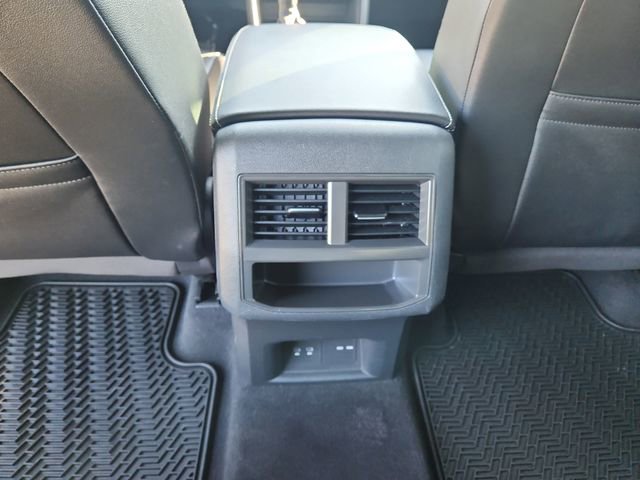 Used 2021 Volkswagen Atlas Cross Sport SE FWD image 12