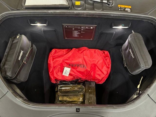 Used 2020 Ferrari F8 Tributo RWD image 25