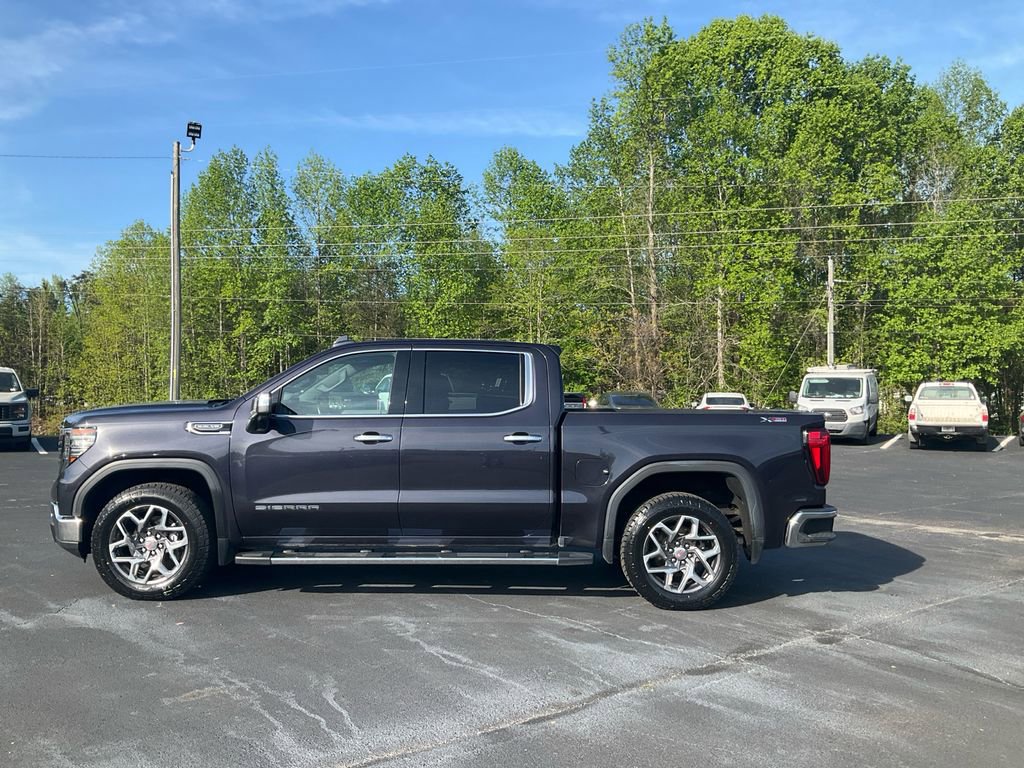 Used 2022 GMC Sierra 1500 SLT w/ SLT Premium Plus Package AWD/4WD image 8
