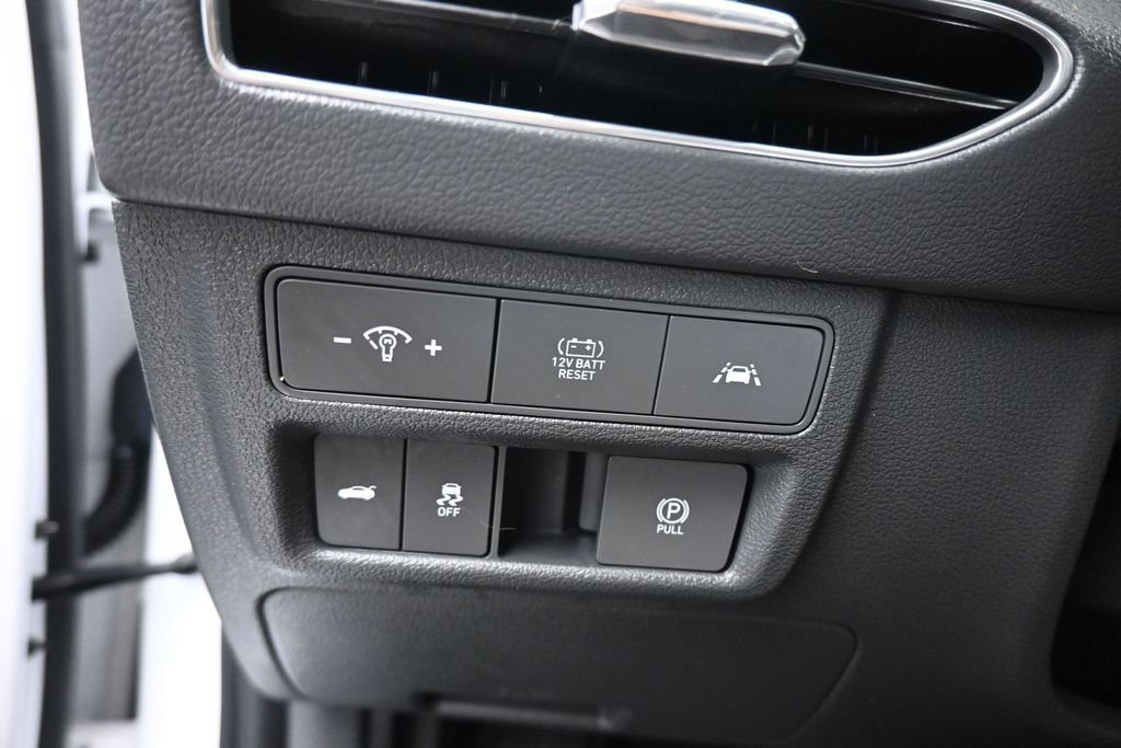 Used 2021 Hyundai Sonata Limited FWD image 32
