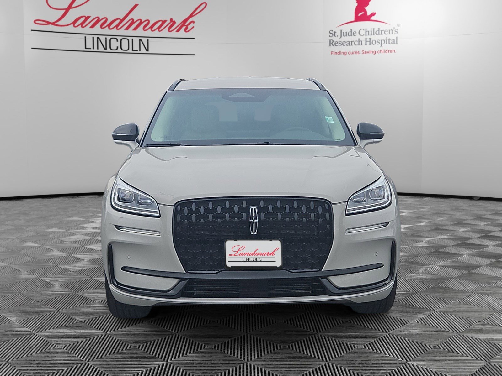 Certified 2024 Lincoln Corsair Grand Touring image 8