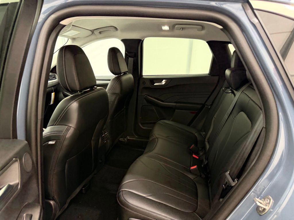 New 2025 Ford Escape SE w/ PHEV Premium Package image 14