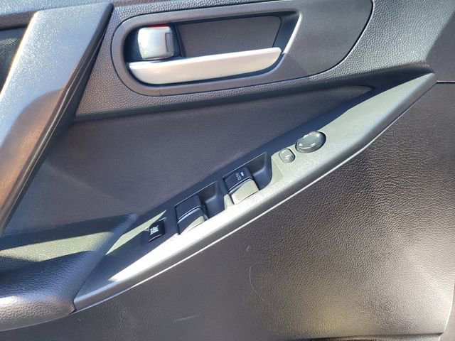 Used 2013 MAZDA MAZDA3 i SV image 19