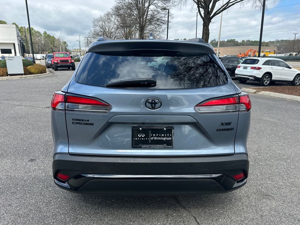 Used 2024 Toyota Corolla Cross XSE w/ Convenience Package image 11