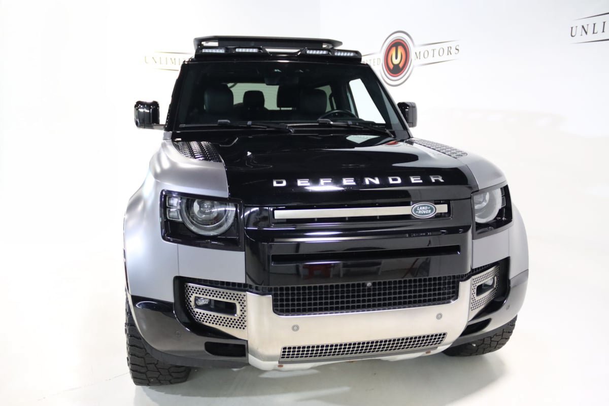 Used 2023 Land Rover Defender 90 X AWD/4WD image 25