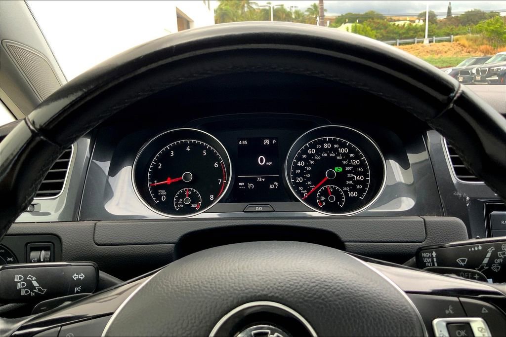 Used 2019 Volkswagen Golf SE image 19