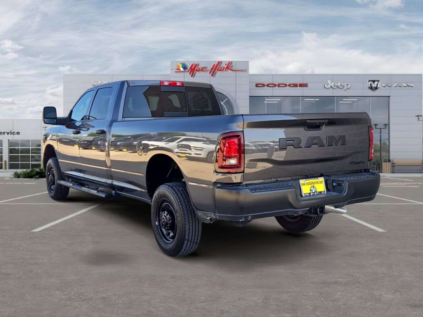 Used 2025 RAM 2500 Tradesman AWD/4WD image 3