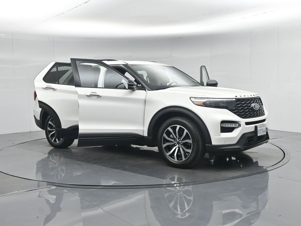 Used 2020 Ford Explorer ST w/ Premium Technology Package image 37