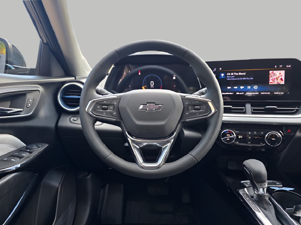 New 2026 Chevrolet Trax LT w/ Midnight Edition FWD image 14