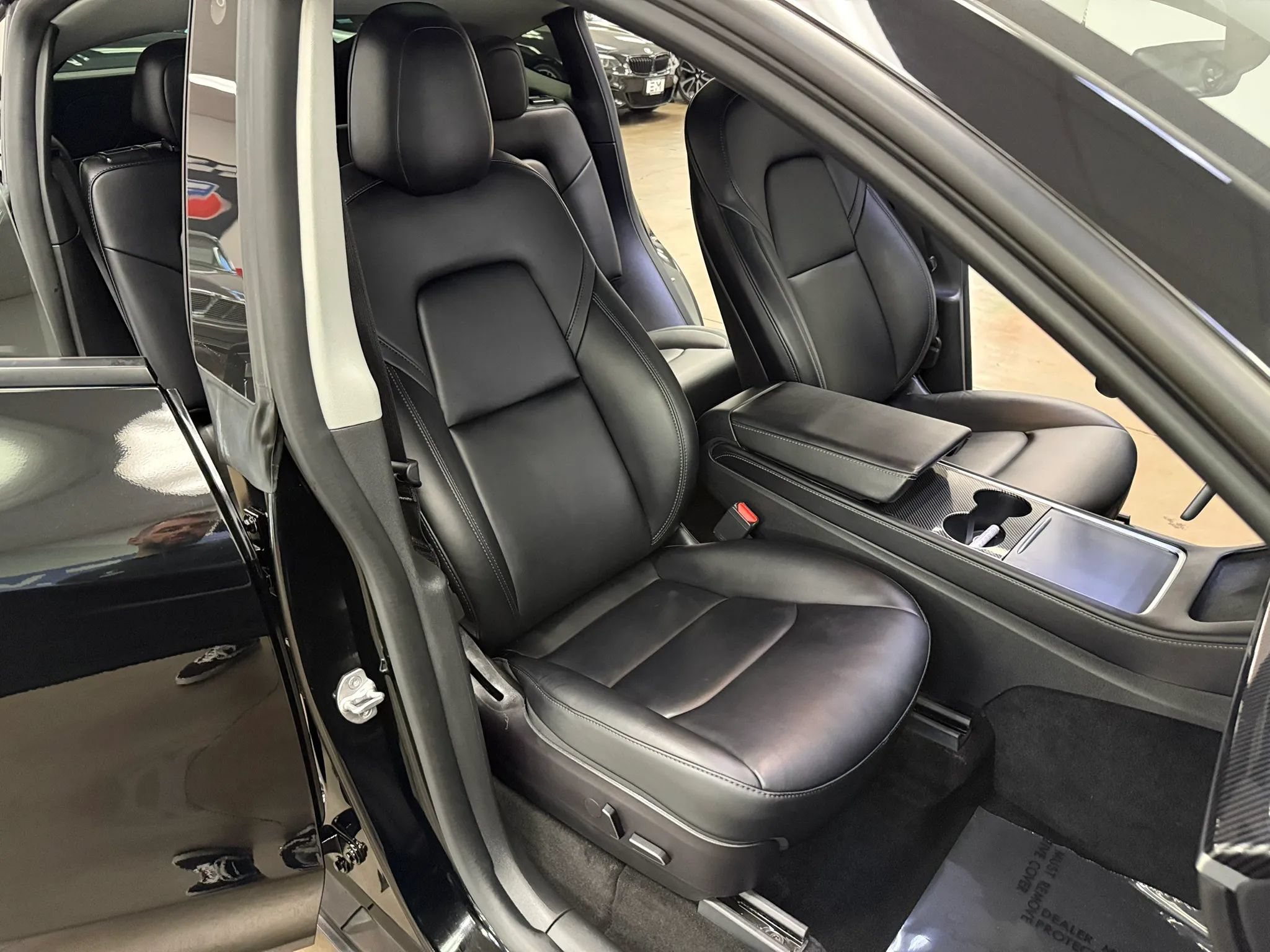 Used 2022 Tesla Model Y Performance AWD/4WD image 11