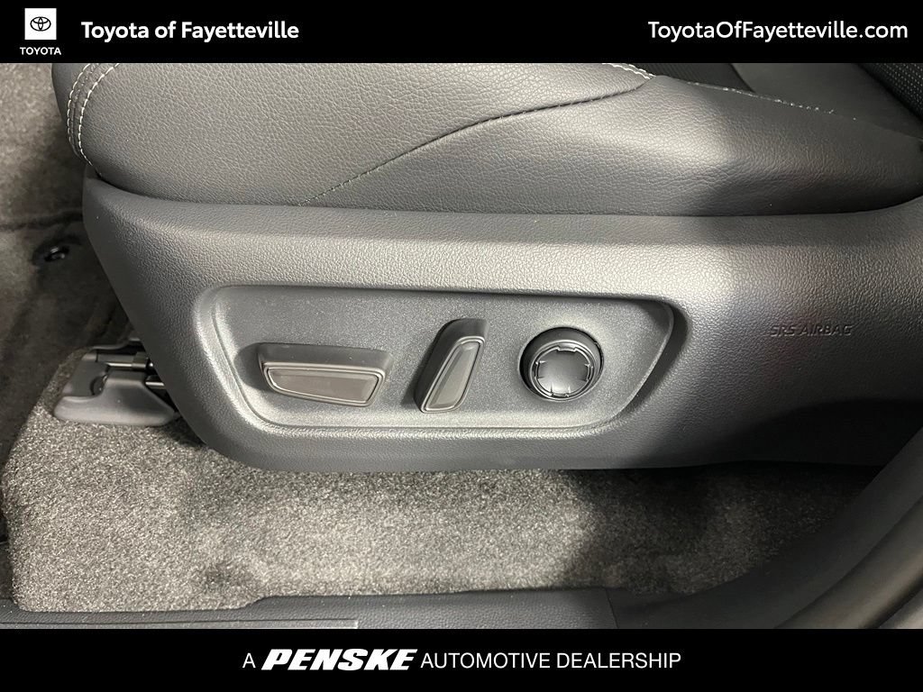 Used 2026 Toyota 4Runner Limited AWD/4WD image 28