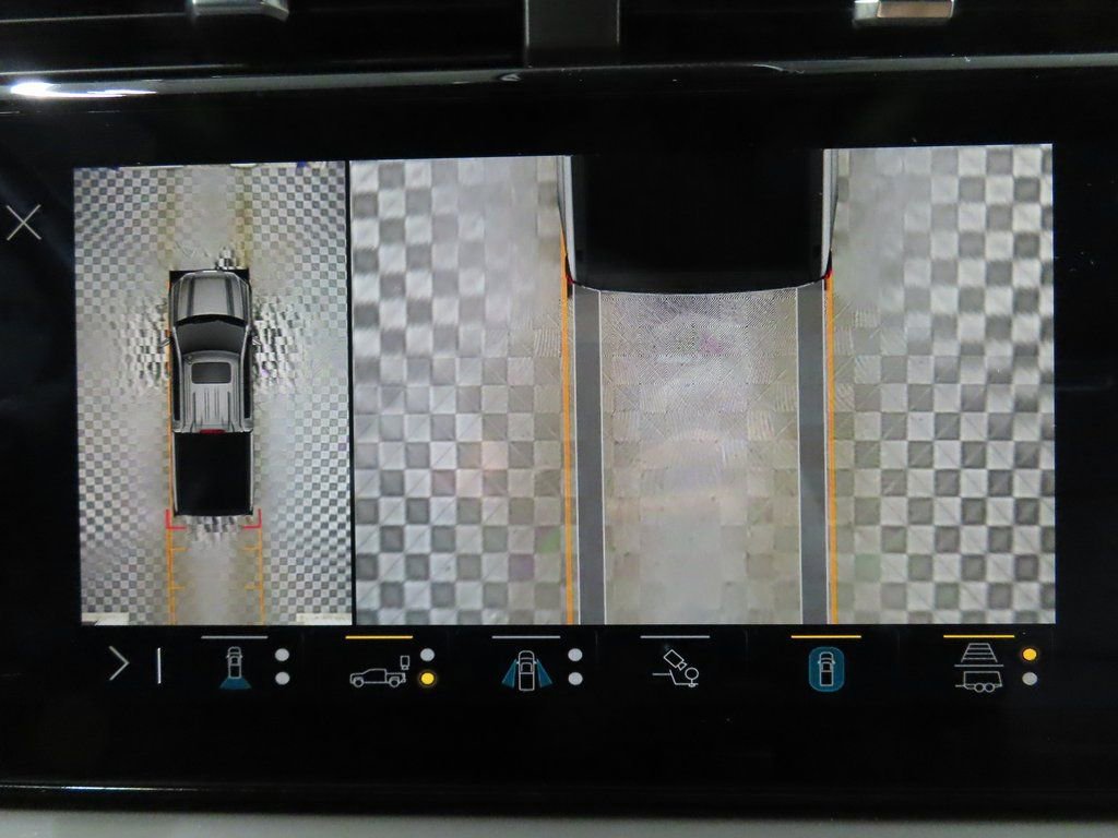 Used 2022 GMC Sierra 1500 Denali Ultimate image 12