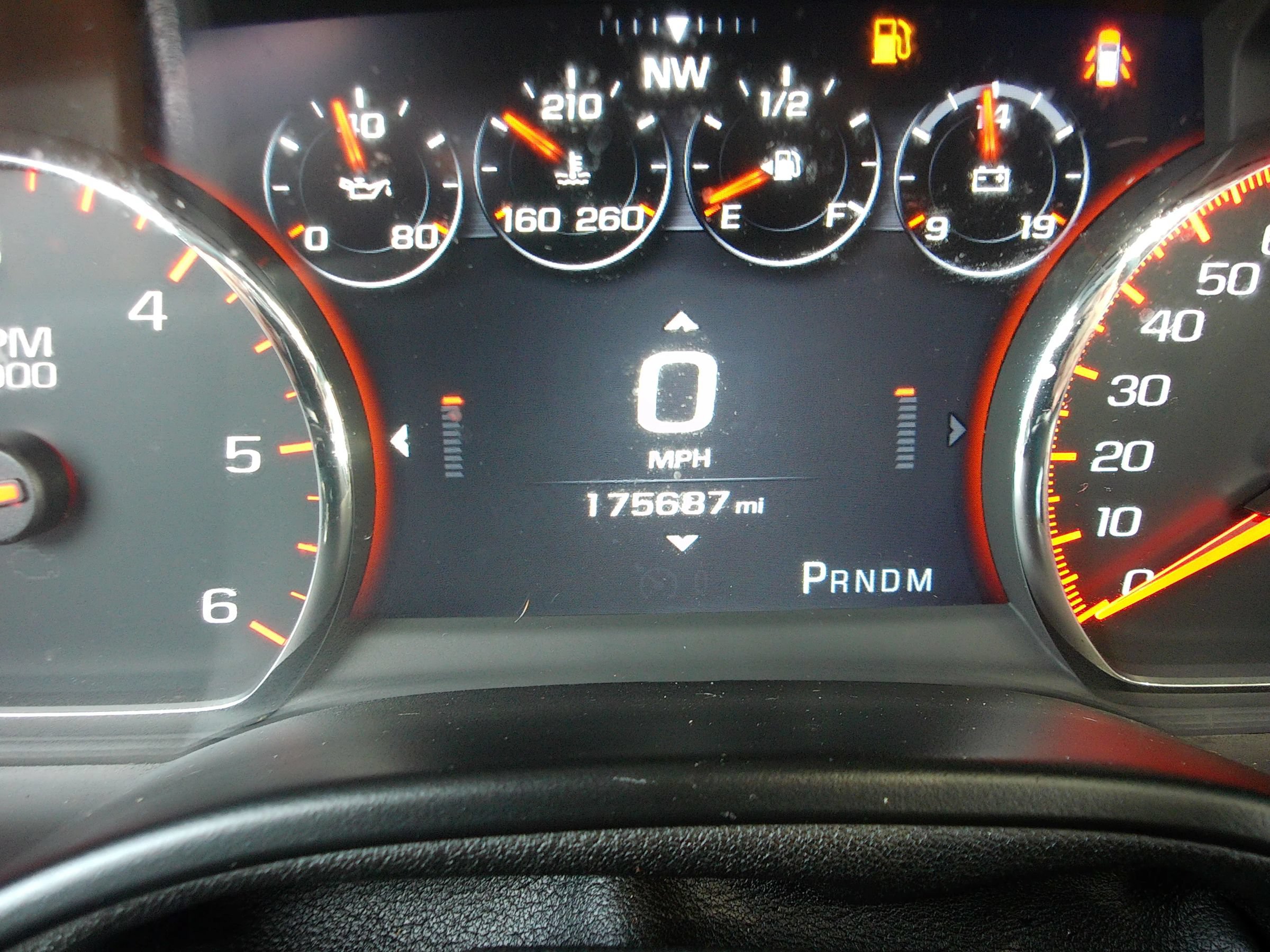 Used 2015 GMC Yukon XL Denali w/ Open Road Package RWD image 18