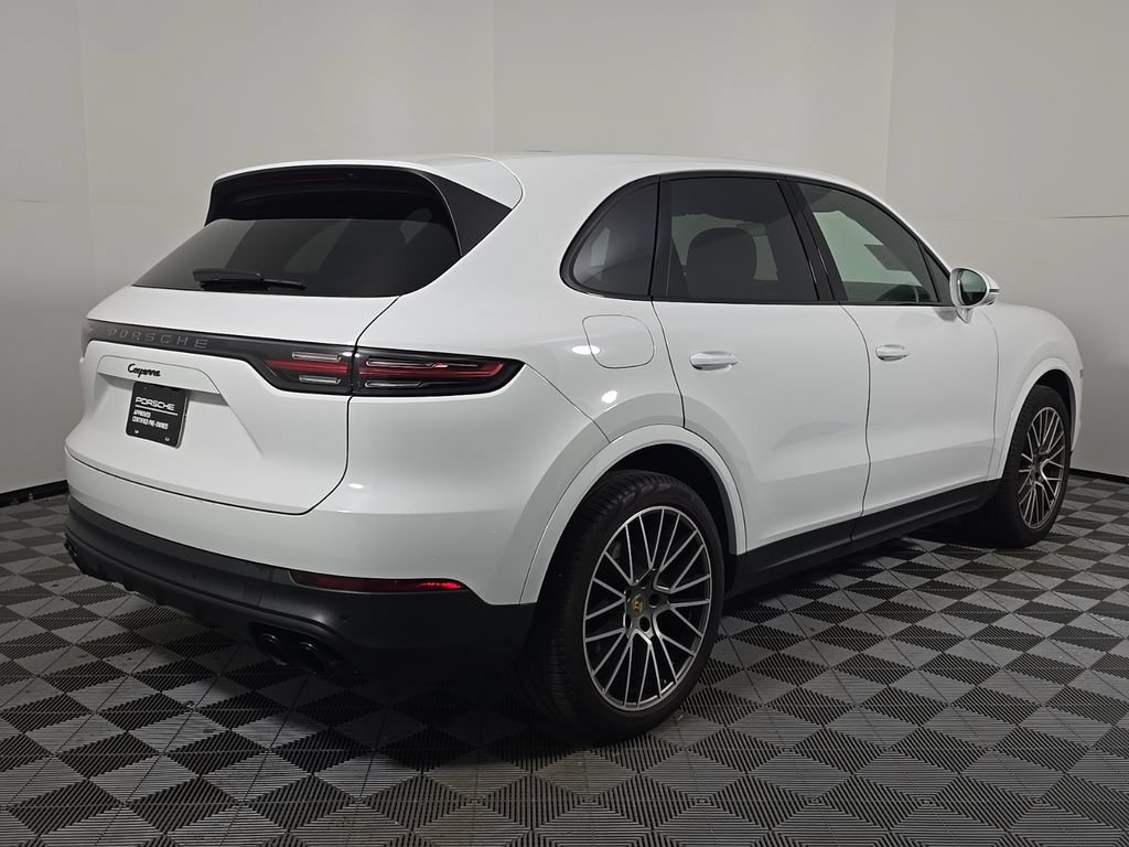 Certified 2023 Porsche Cayenne Platinum Edition AWD/4WD image 7