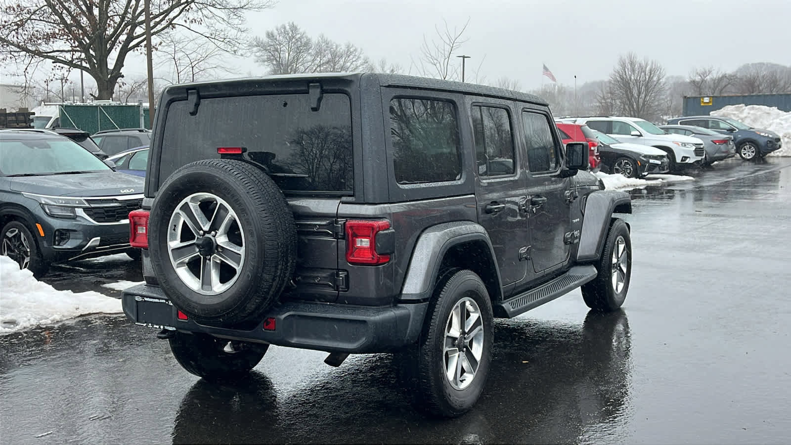 Used 2018 Jeep Wrangler Unlimited Sahara image 6